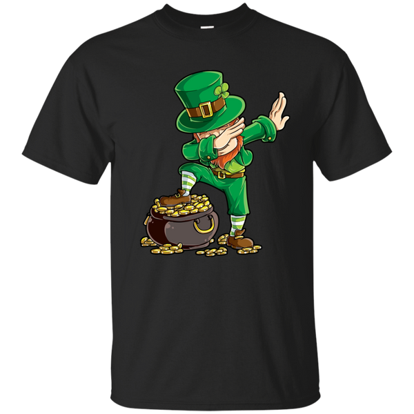 St Patrick's Day Dabbing Leprechaun Funny T-shirt - TeesGrab