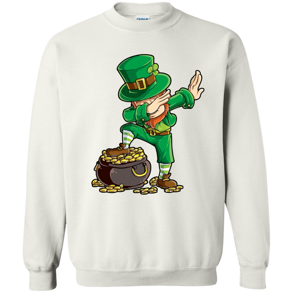St Patrick's Day Dabbing Leprechaun Funny T-shirt - TeesGrab